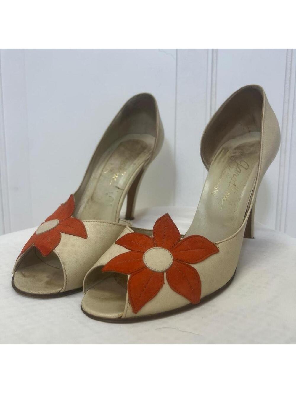 vintage "Garolini Exclusively" floral d'Orsay peep toe pumps. Sz 6 1/2